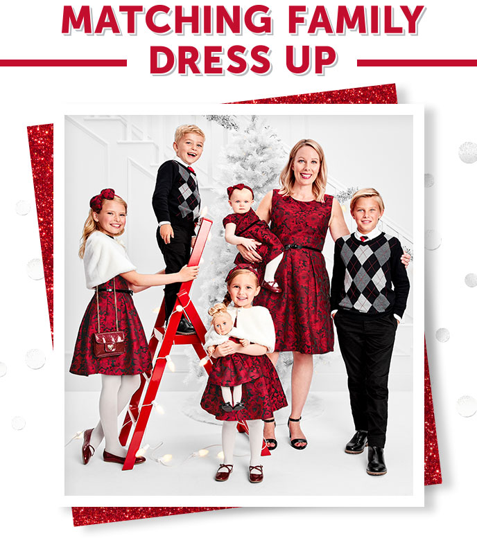 MACTHING FAMILY DRESS UP