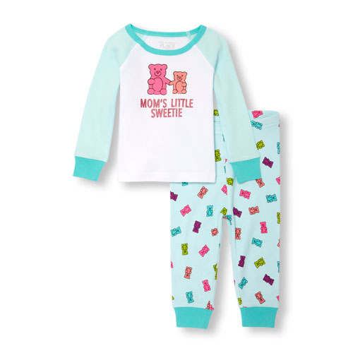 Baby And Toddler Girls Long Raglan Sleeve Glitter 'Mom's Little Sweetie' Gummy Bear Top And Printed Pants PJ Set