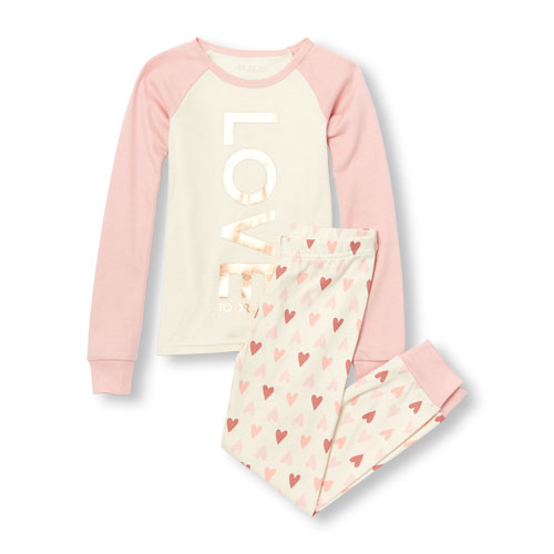 Girls Long Raglan Sleeve 'Love To Dream' Top And Heart Print Pants PJ Set