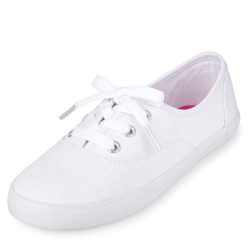 girls white canvas shoe
